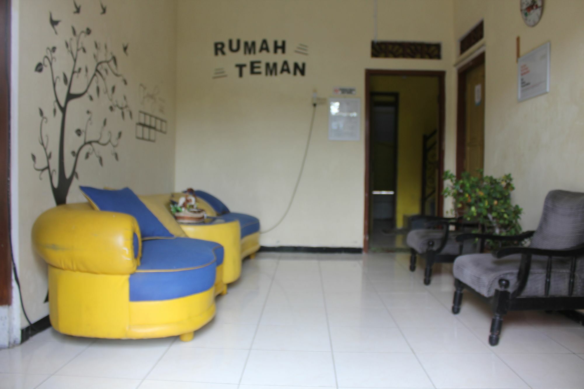 Rumah Teman Backpacker Semarang Exterior foto